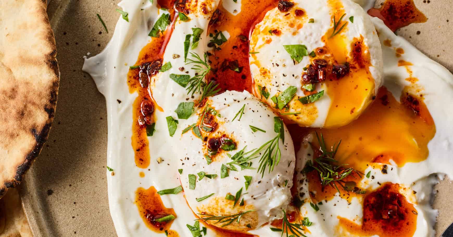 Turkish Eggs (Çılbır)
