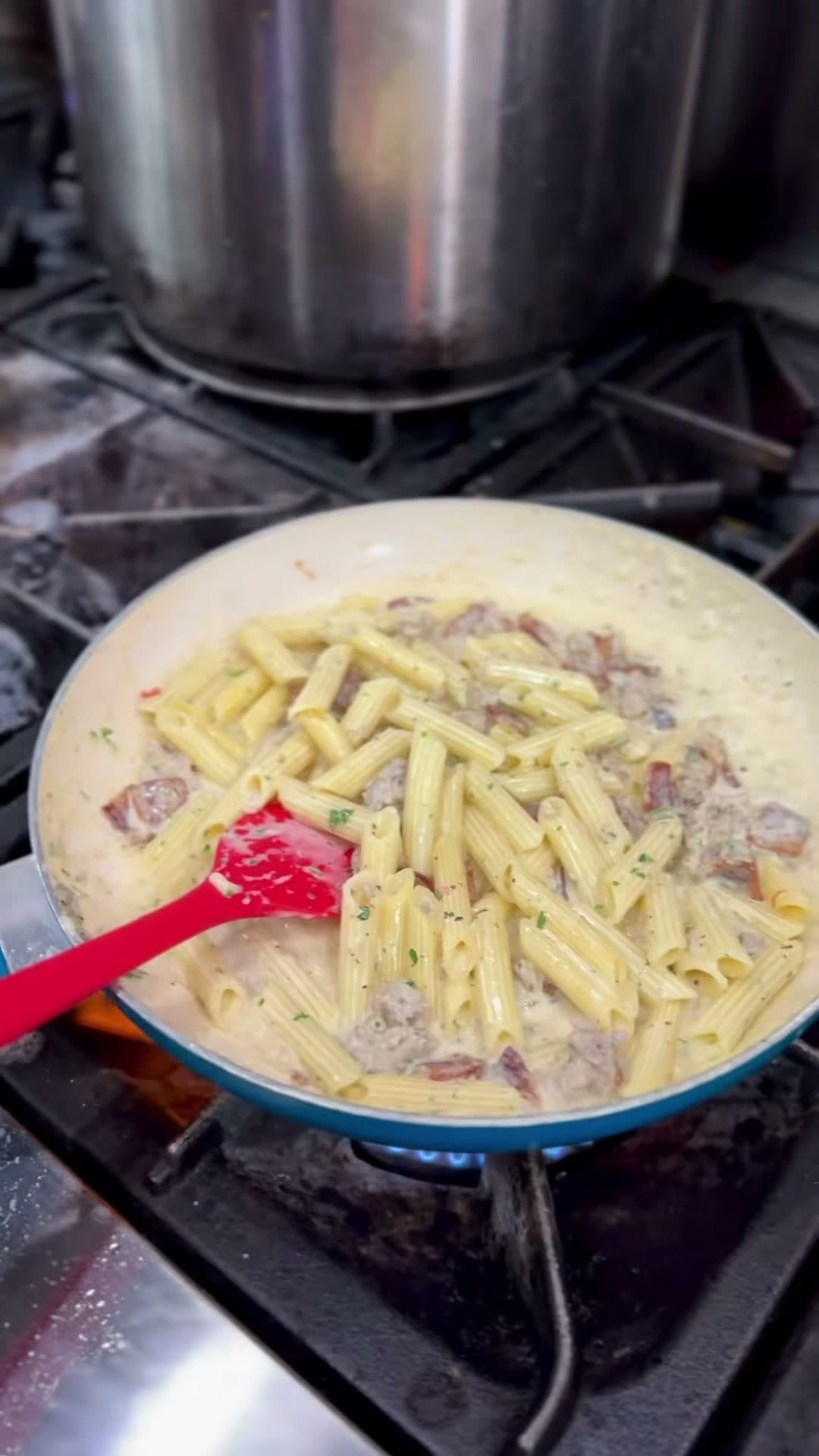 Spicy Gluten-Free Sausage and Bacon Pasta