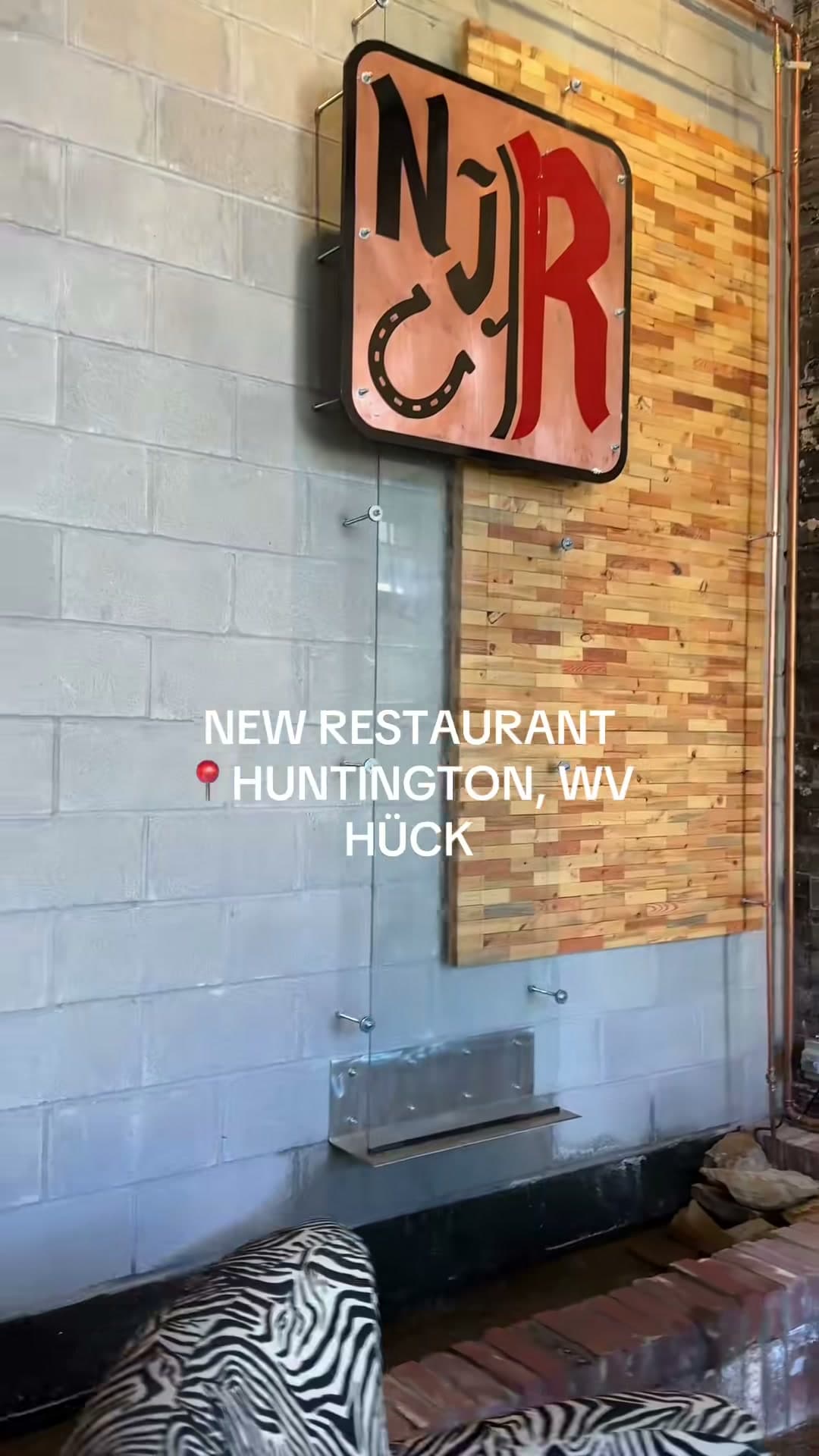 HÜCK Restaurant Review