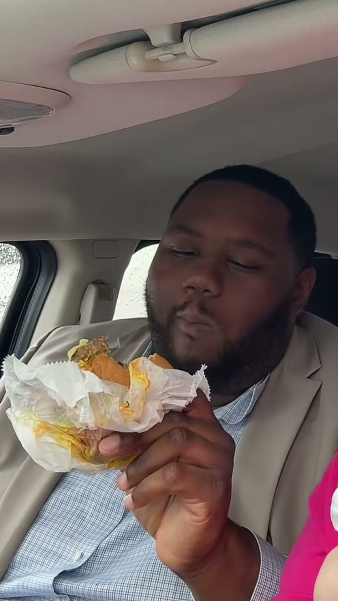 Ollie's Trolley Burger Review