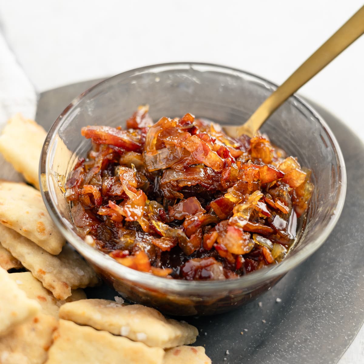 Bacon-Bourbon Jam for Burgers, Biscuits, and More