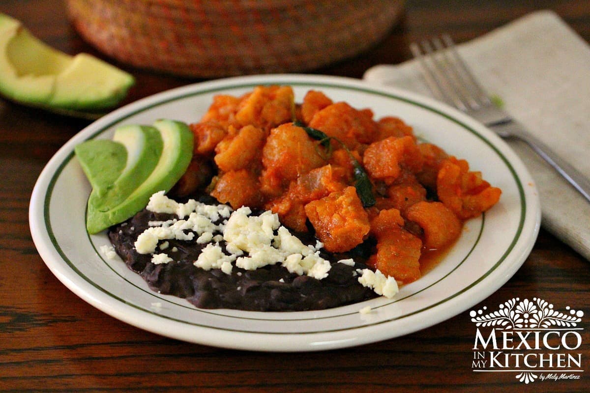 Chicharron in red salsa with tomato