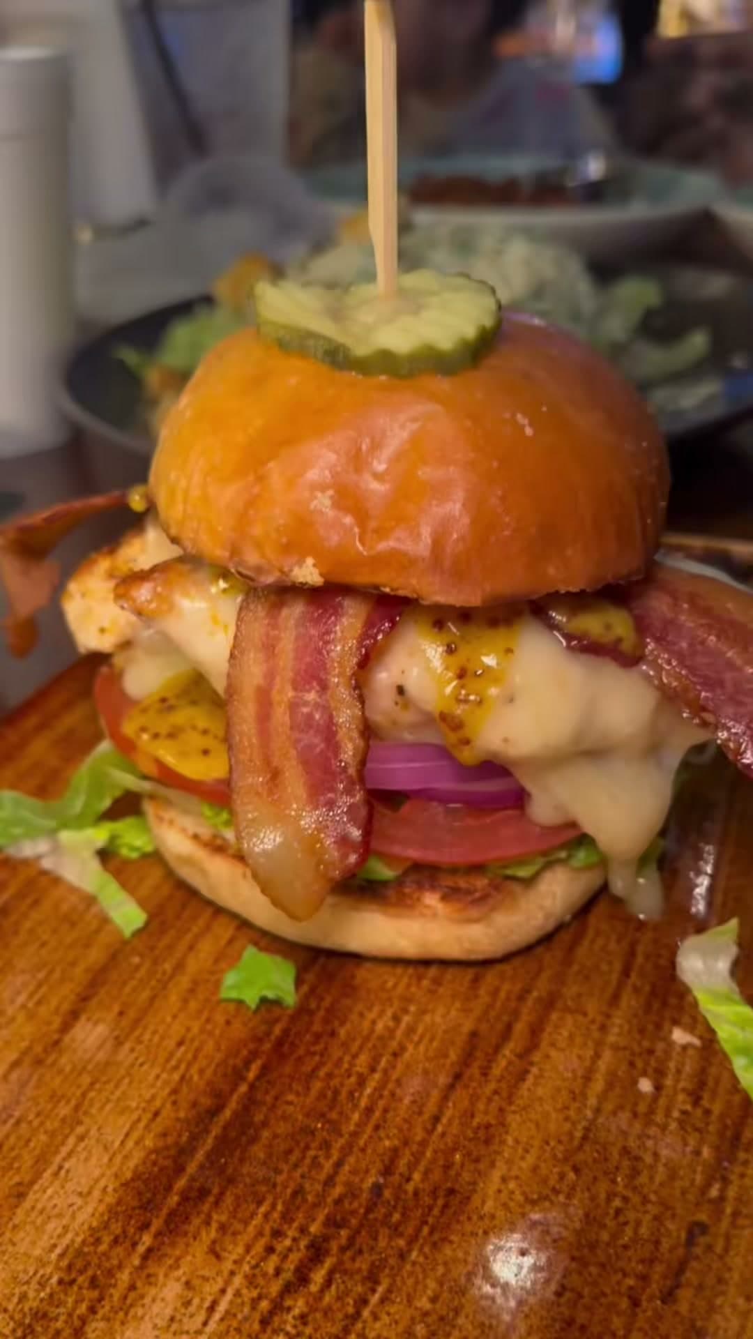 Bourbon & Burgers Restaurant Review