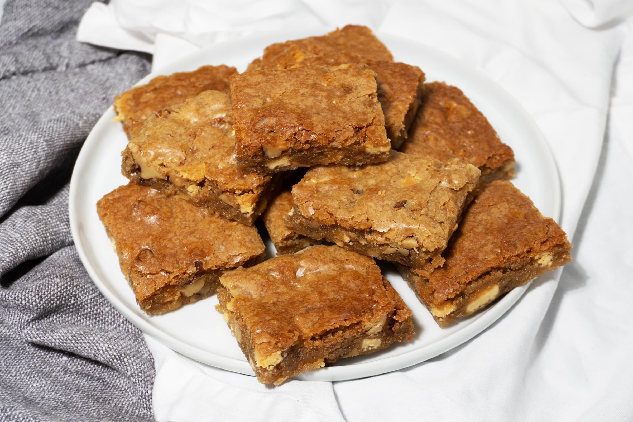 White Chocolate Walnut Blondies