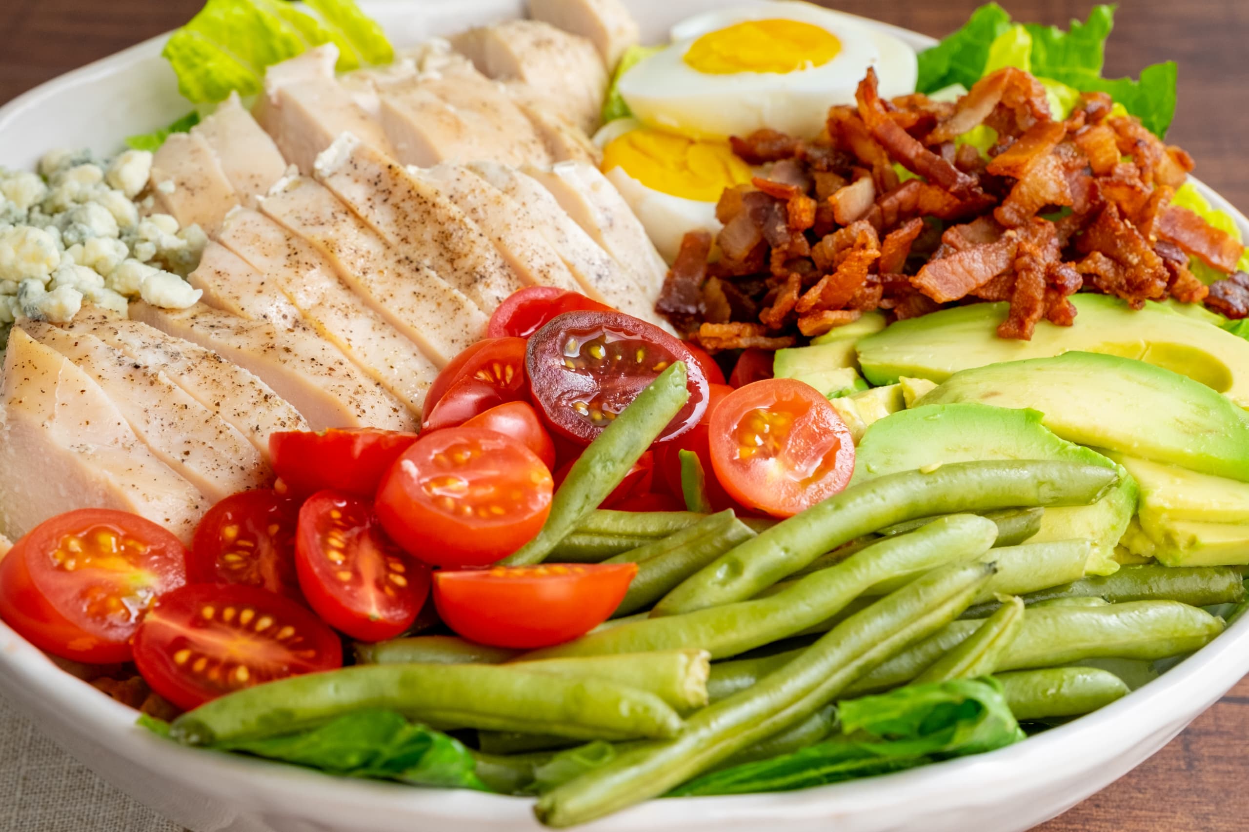 Cobb Salad With Chicken And Bacon