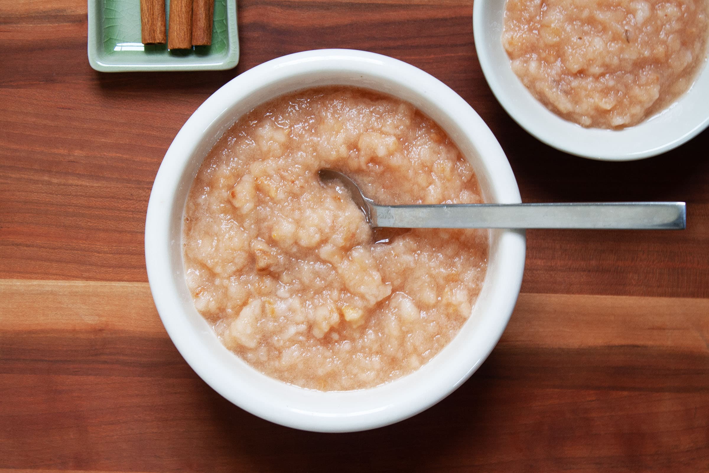Homemade Cinnamon Applesauce