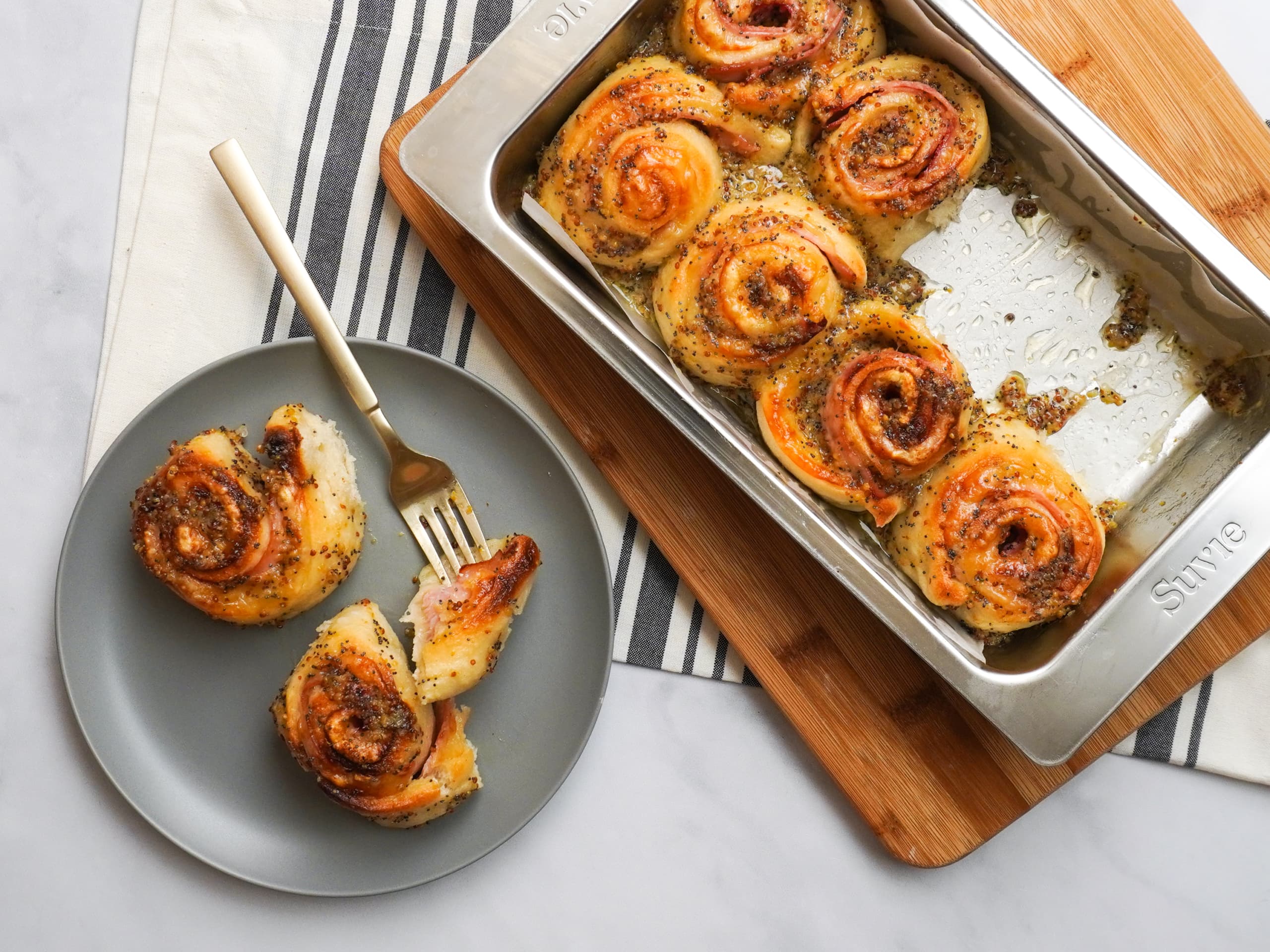 Ham and Cheese Breakfast Rolls