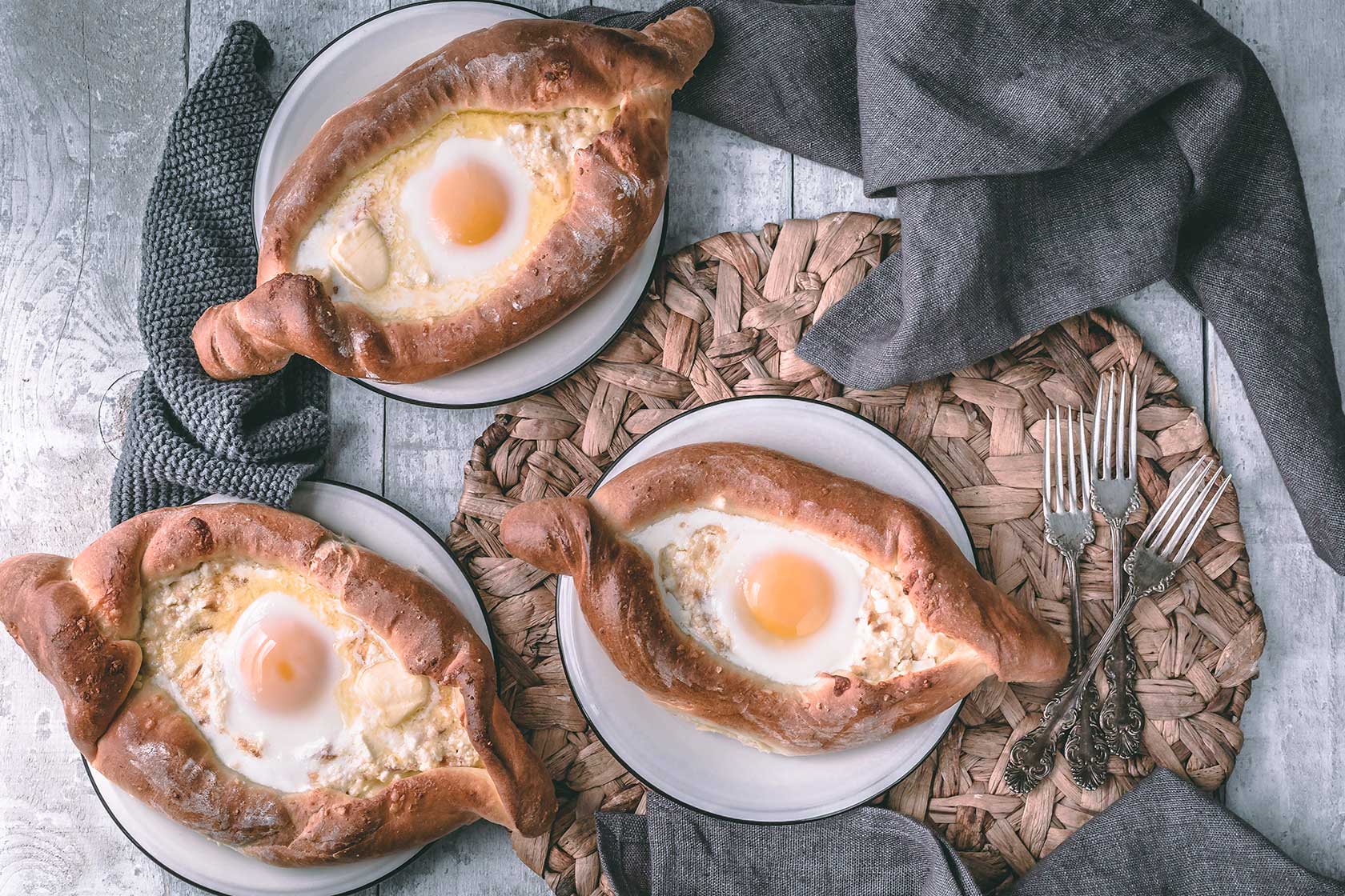 Khachapuri Georgian Cheese Bread