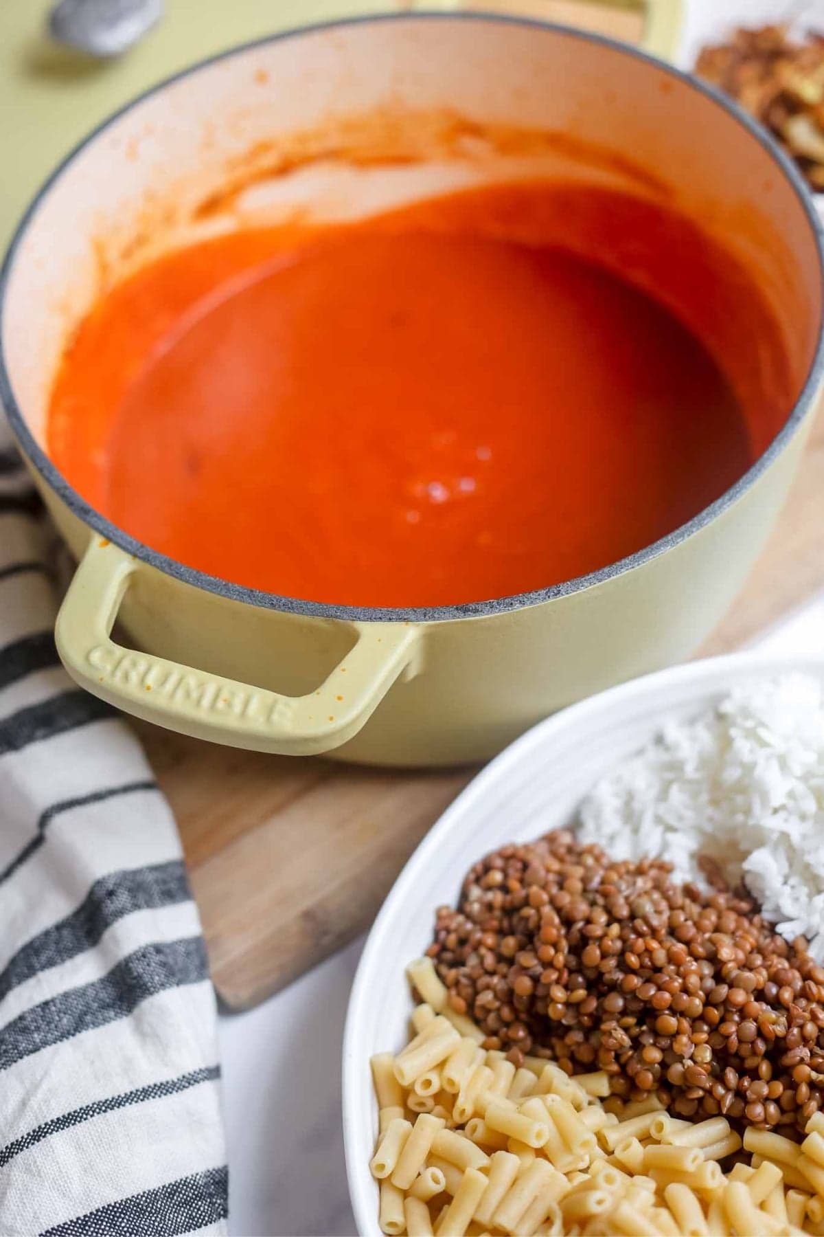 Egyptian Koshari Recipe (quick & easy - 40 minutes!)