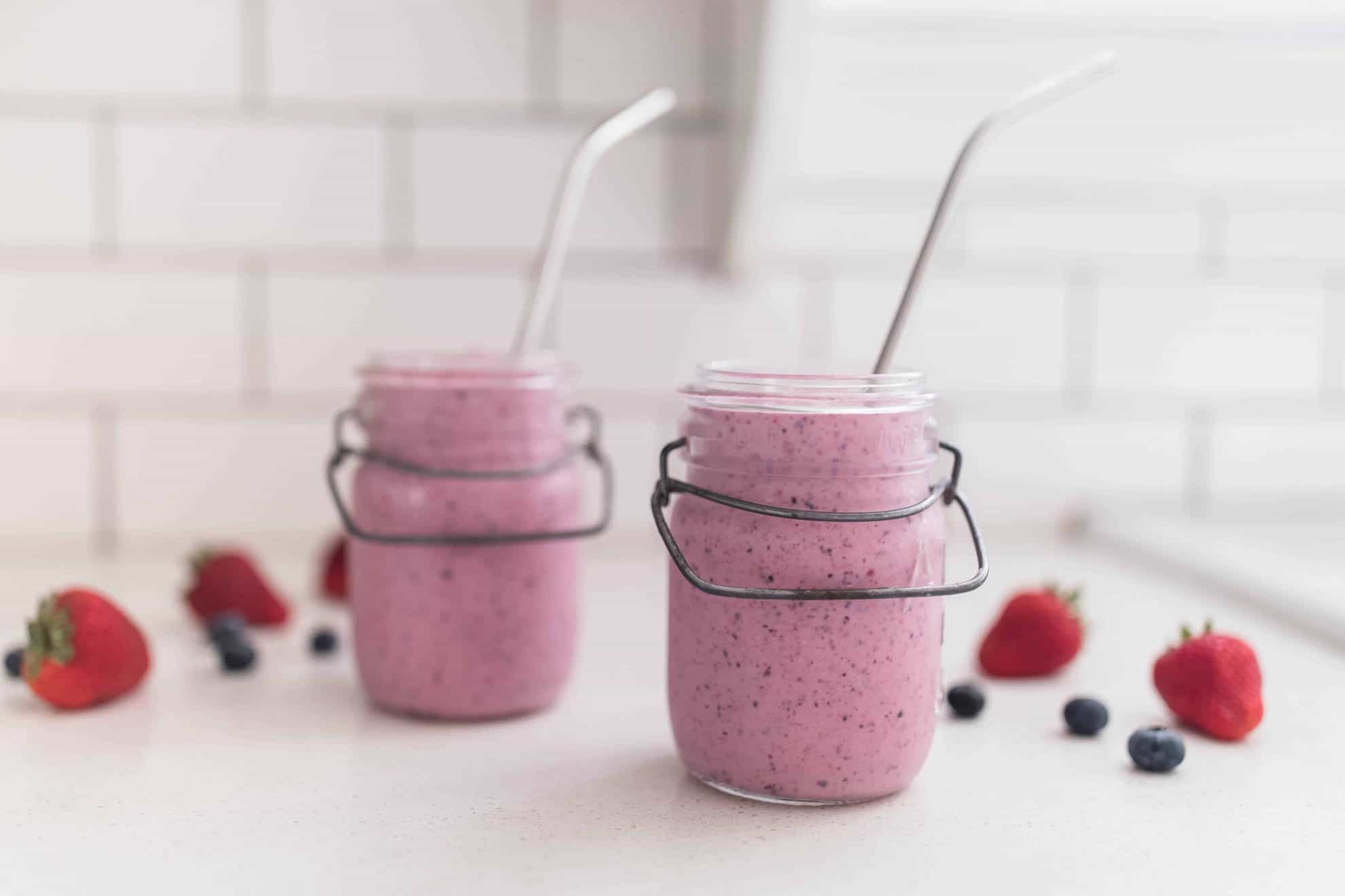 Berry Kefir Smoothie