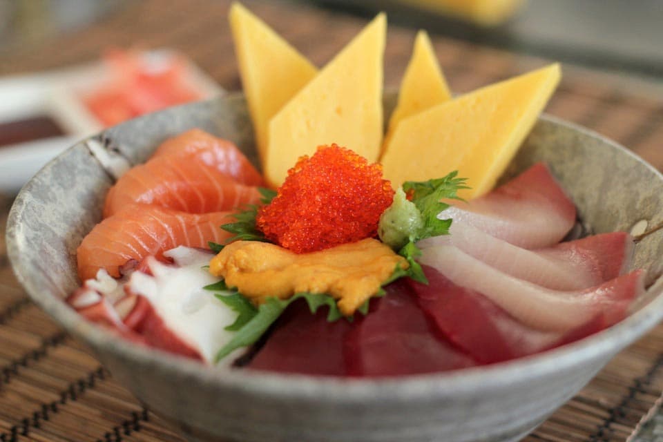 Chirashizushi