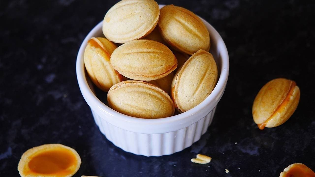 Russian Caramel Cookies (Oreshki)