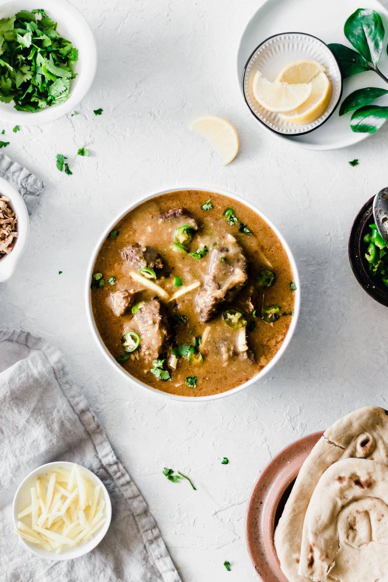 Nihari (Pakistani Beef Stew)