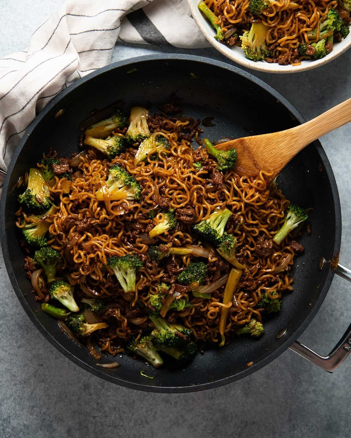 Mongolian Beef Noodles with Broccoli