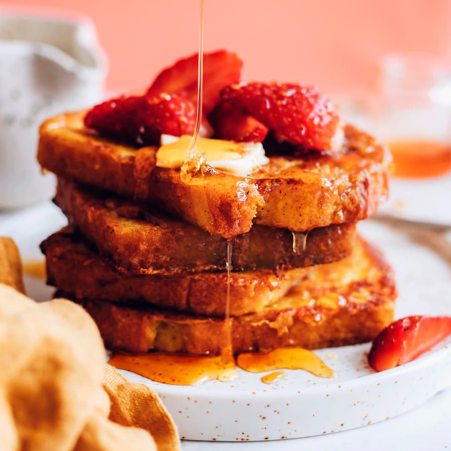 Easy Vegan French Toast (10 Minutes!)