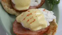 Classic Eggs Benedict