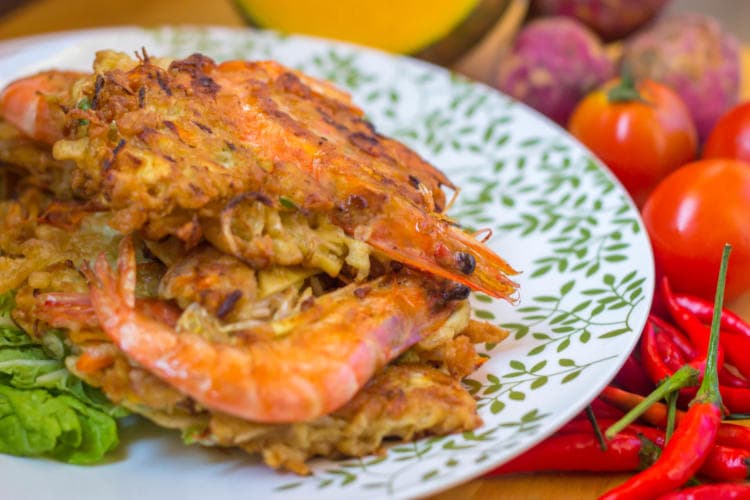Okoy Recipe (Vegetable Fritter with Shrimp)