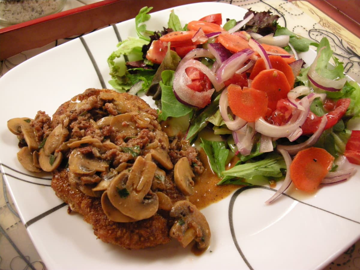 Jägerschnitzel (Pork or Veal Cutlets in Mushroom Gravy)