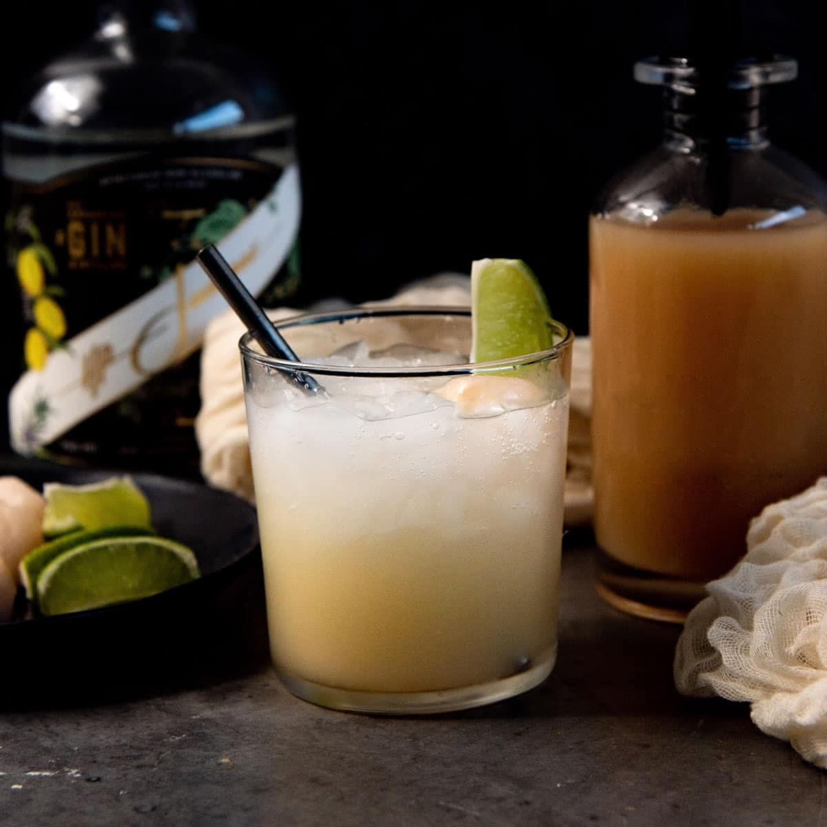 Lychee Mocktail (with Nonalcoholic Gin)
