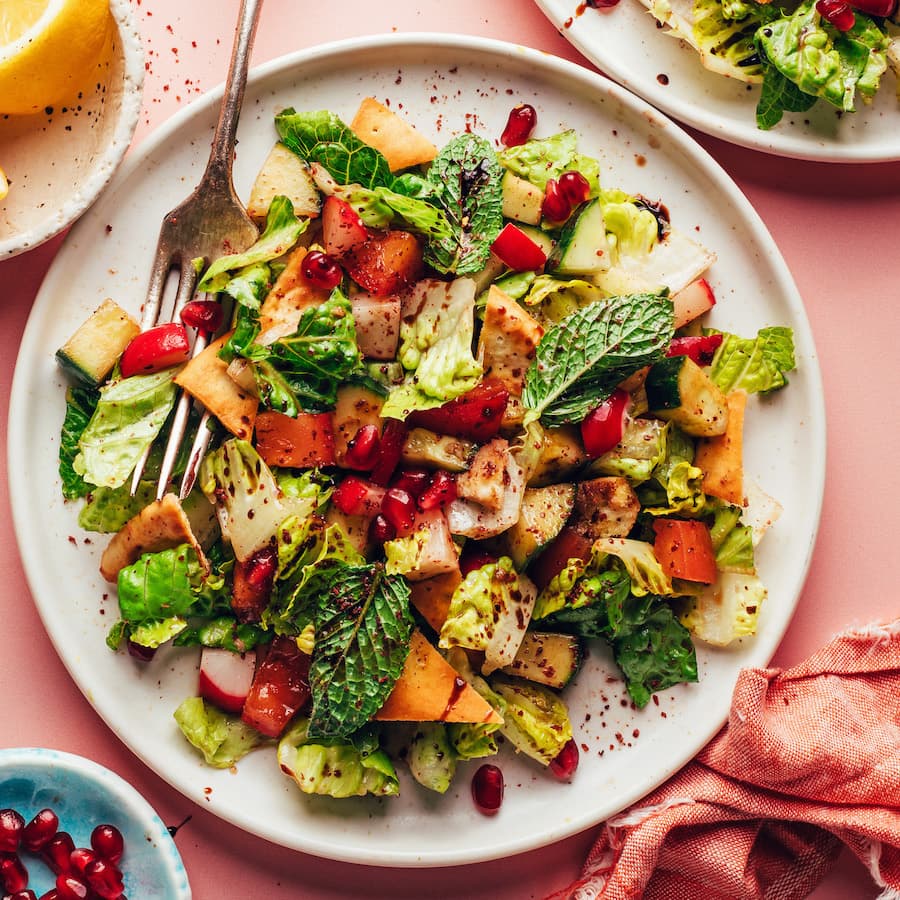 Easy Fattoush Salad (1 Bowl!)