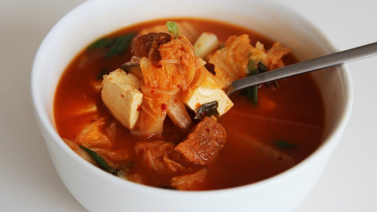 Kimchi Soup (Kimchi-guk)