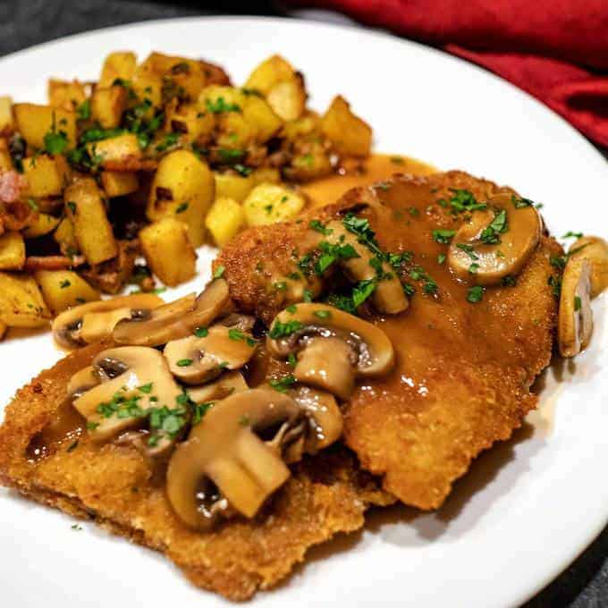 Jaeger Schnitzel