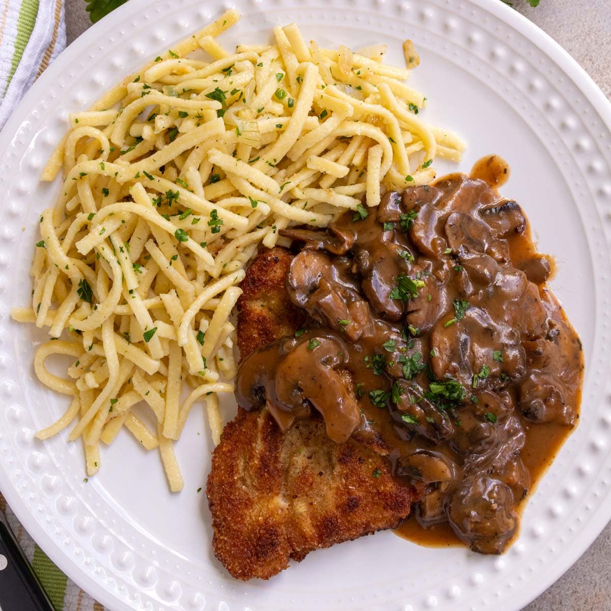 Jägerschnitzel (Schnitzel with Mushroom Gravy / Hunter's Schnitzel)