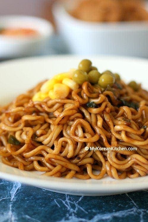 Jjapaguri / Chapaguri (Jjapaghetti and Neoguri Combined)