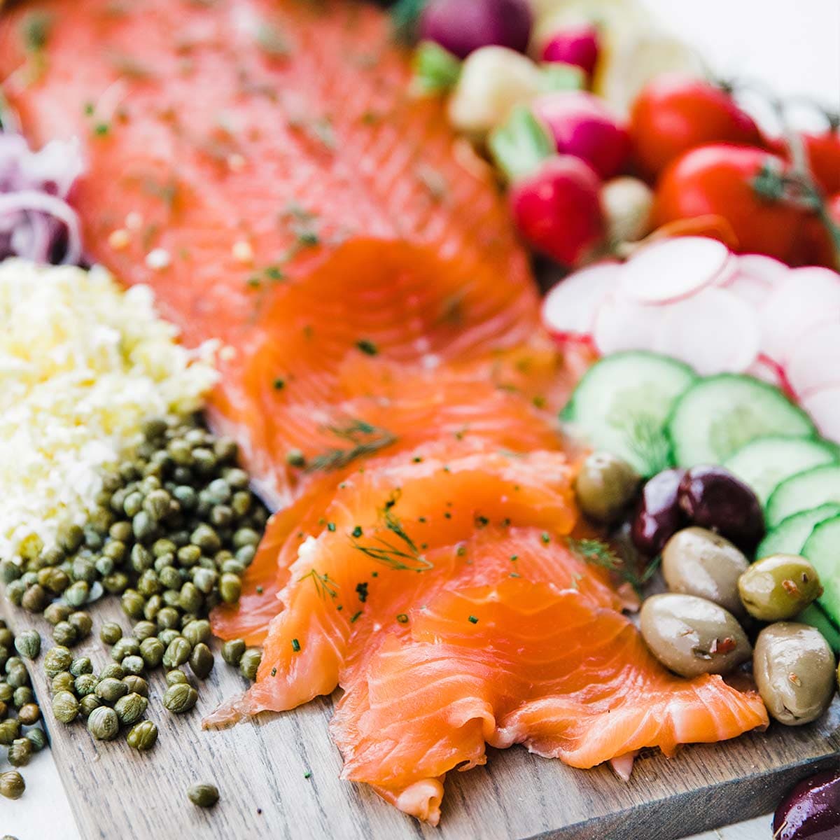 Homemade Salmon Gravlax