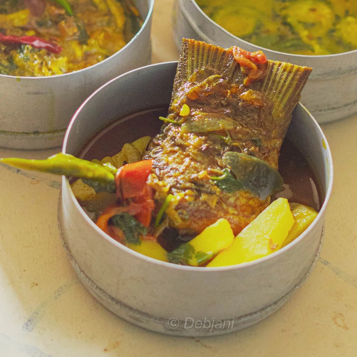 Bengali Rui Macher Jhol Jhinge, Aloo diye