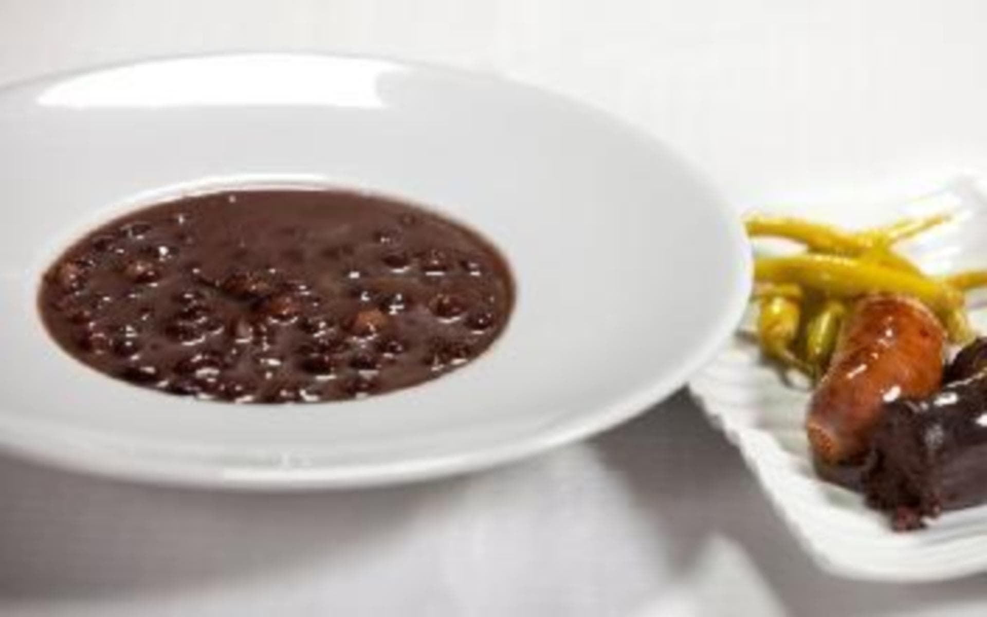 Tolosa Kidney Beans with Sacred Ingredients