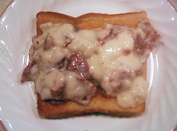 Creamed Chipped Beef on Toast (SOS)
