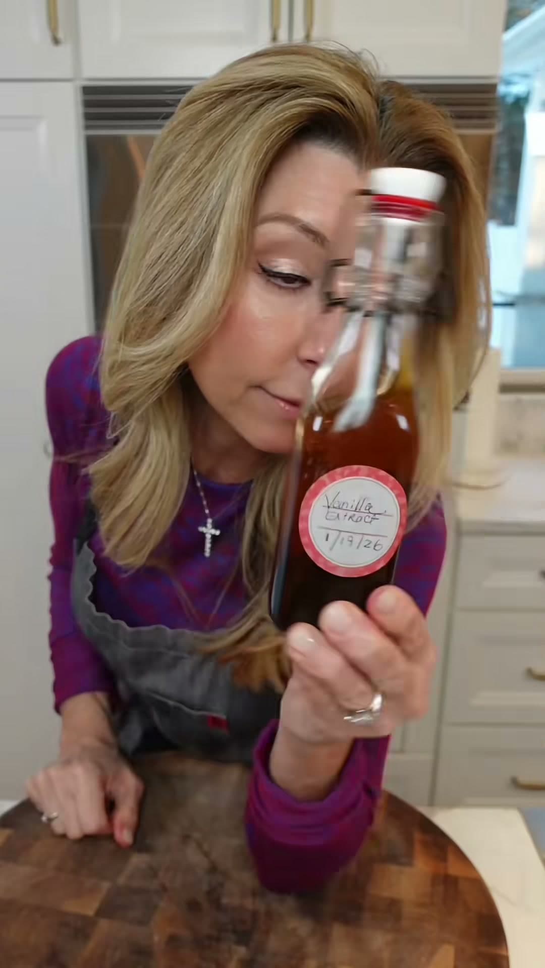 Homemade Vanilla Extract