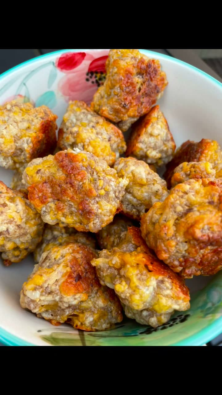 3-Ingredient Sausage Balls