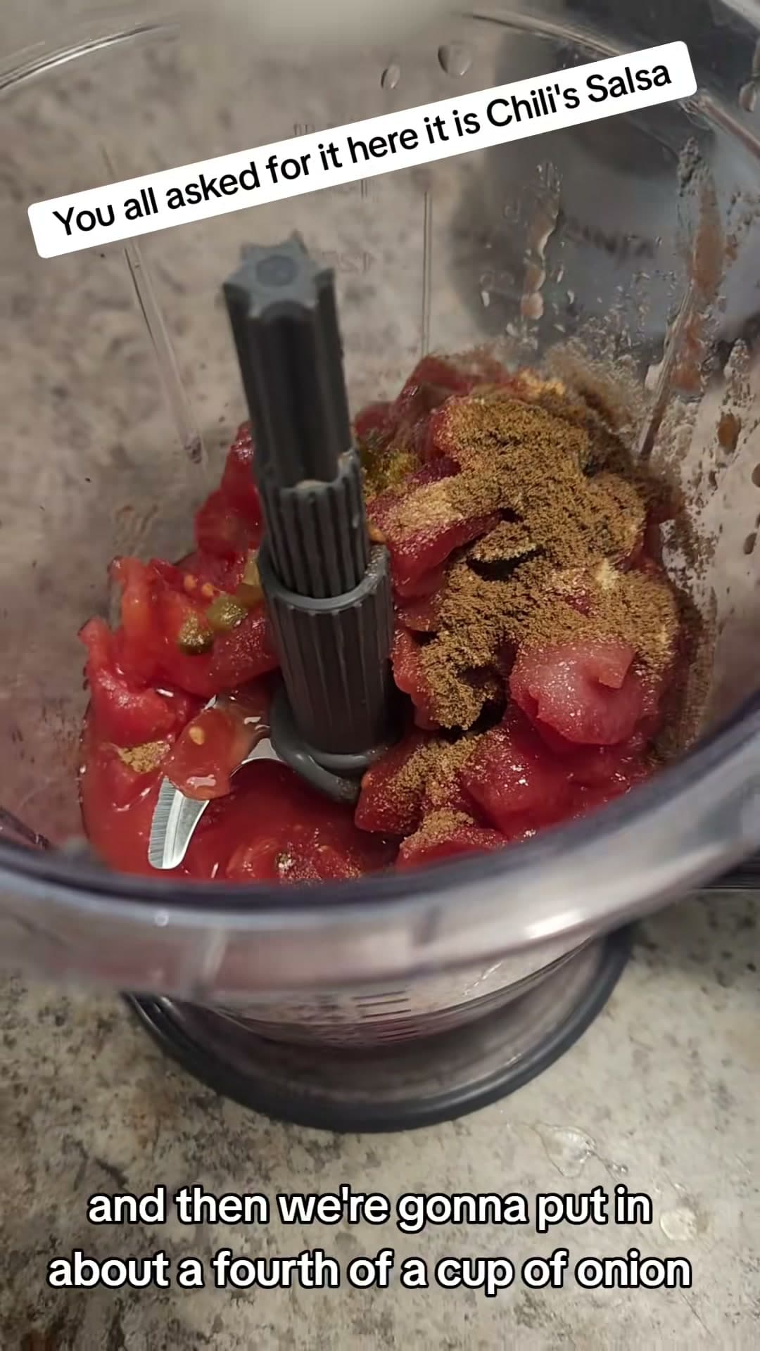 Restaurant-Style Blender Salsa