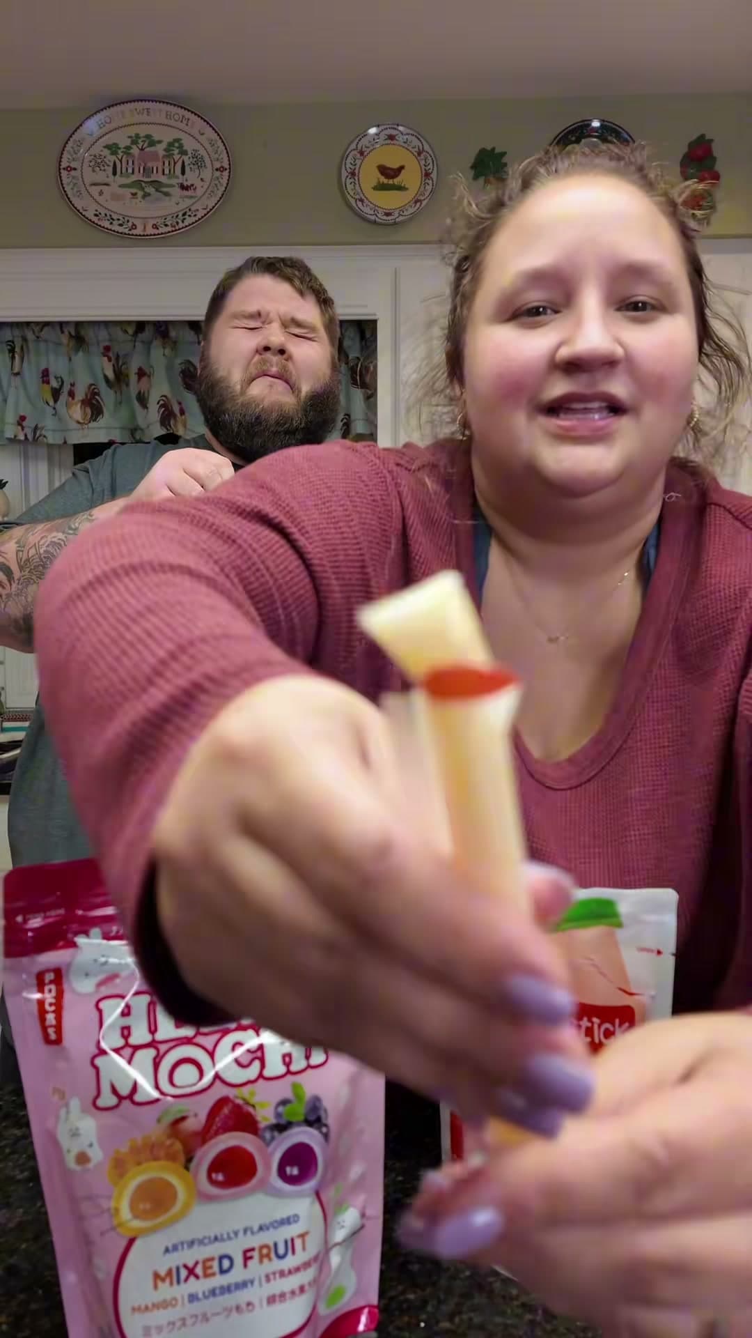Yogurt Jelly Stick and Mixed Fruit Mochi Review