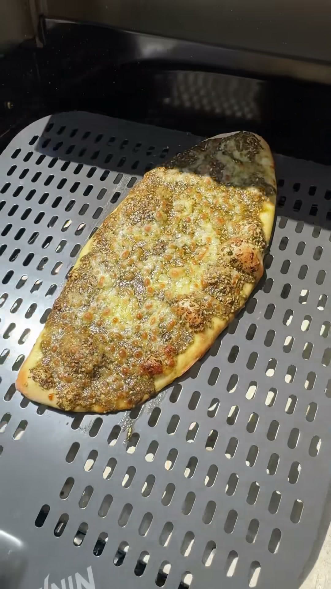 Za'atar Manakish