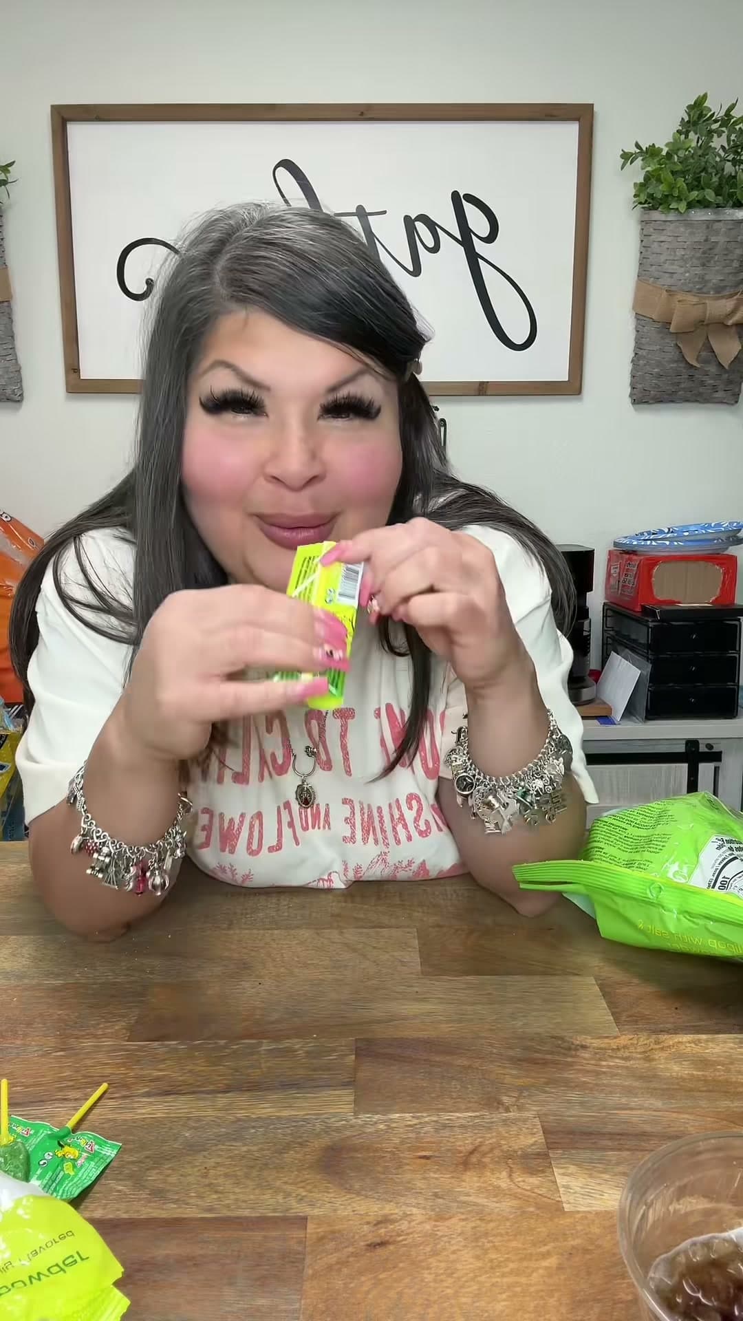 Limon 7 Plus Lime Salt Lollipop