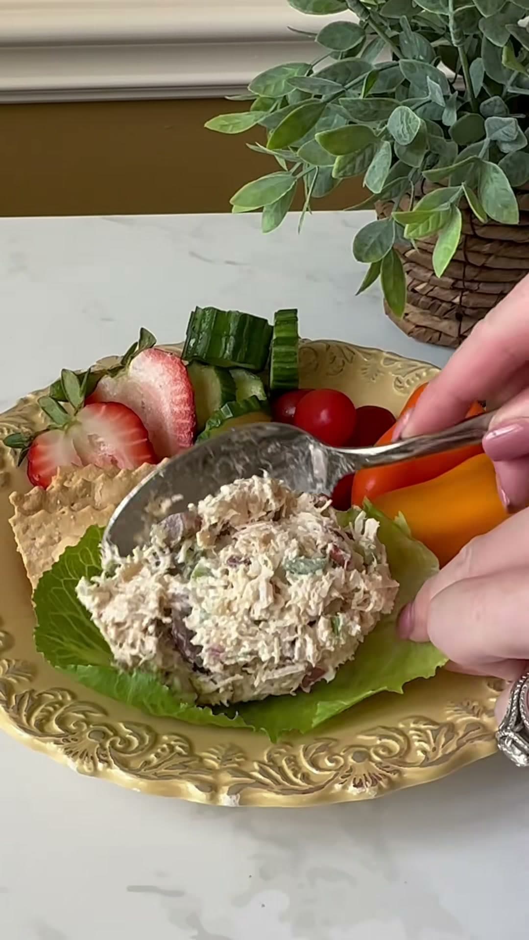Chicken Salad with Grapes and Pecans
