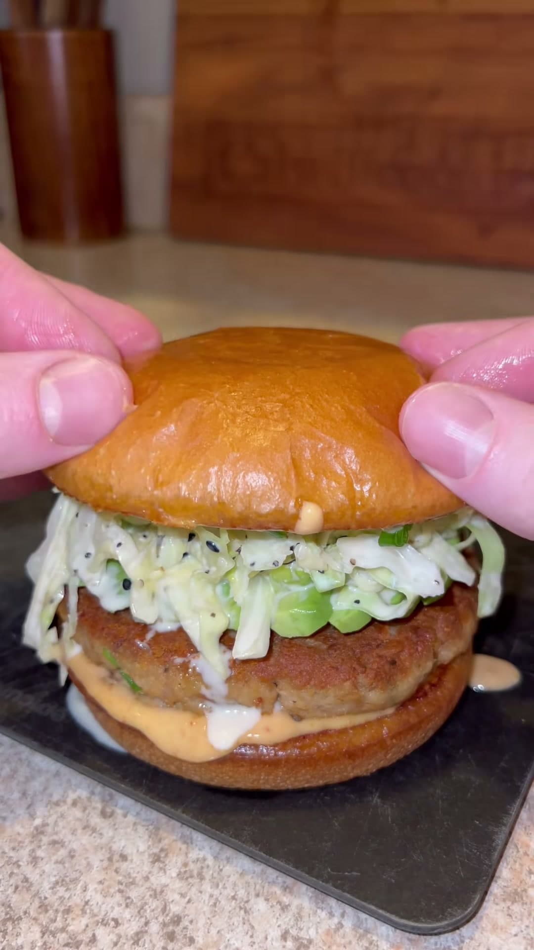 Scallion Garlic Tuna Burgers