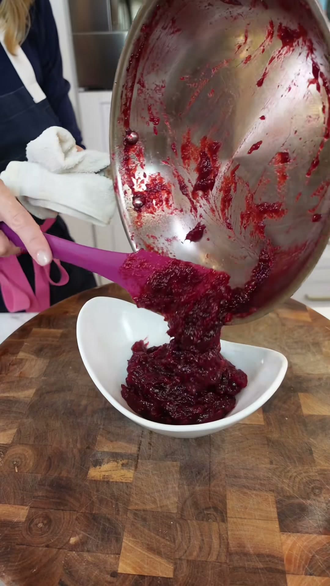 Fresh Cranberry Sauce