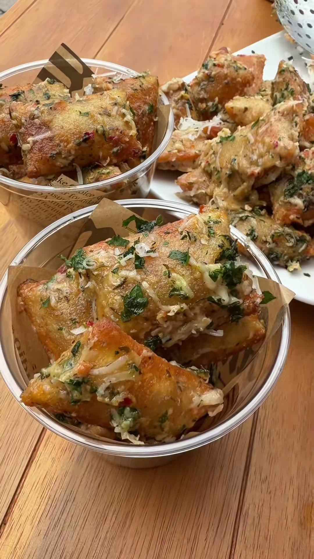 Garlic Parmesan Pizza Rolls
