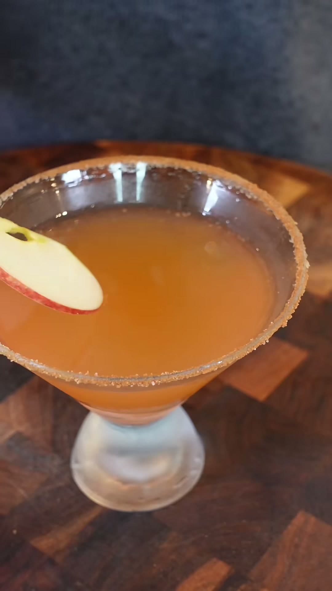 Cinnamon Apple Martini