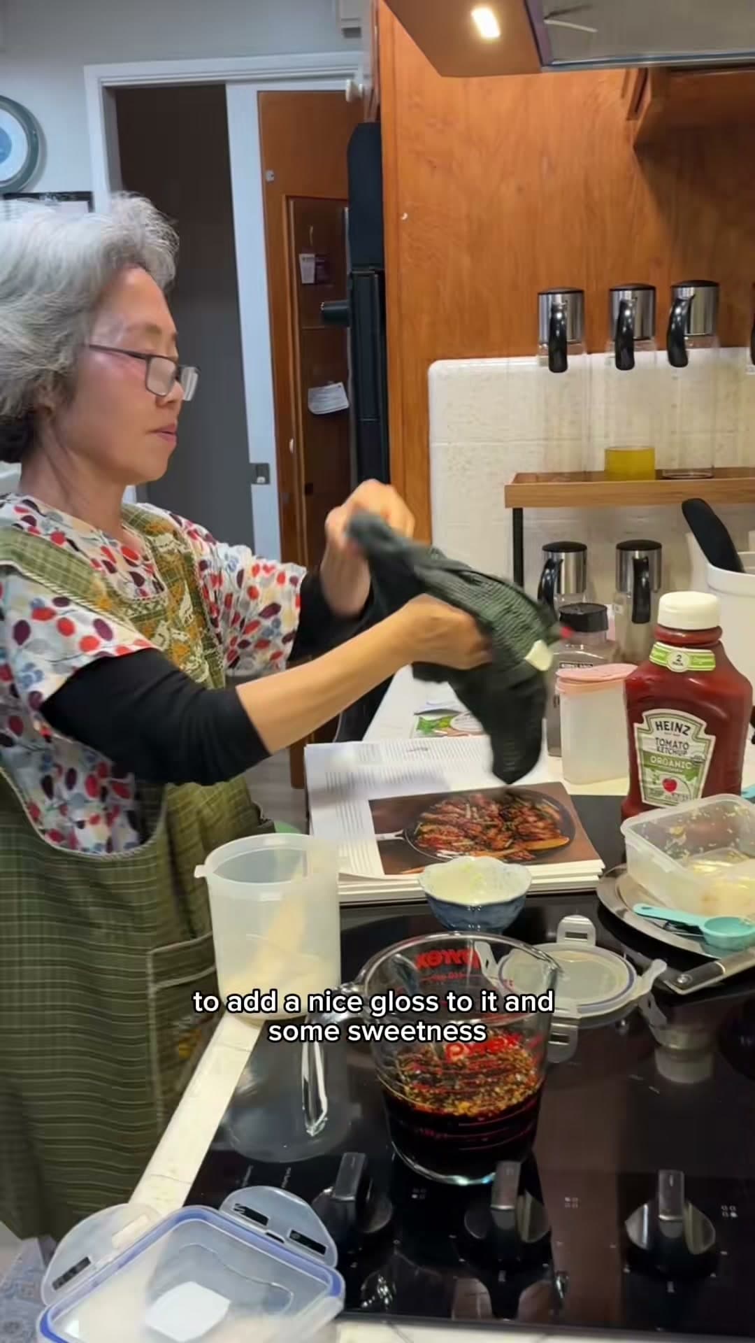 Soy Sauce Braised Chicken