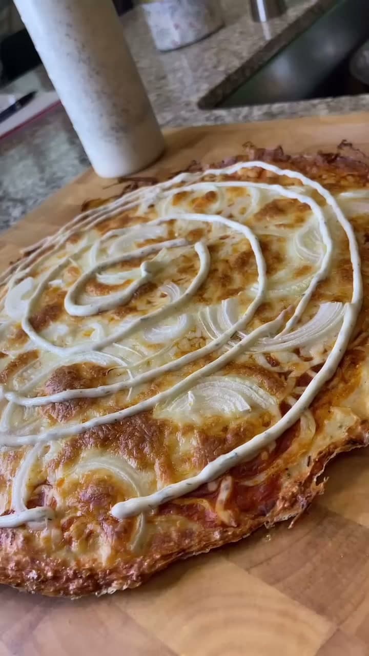 Buffalo Chicken Crust Pizza