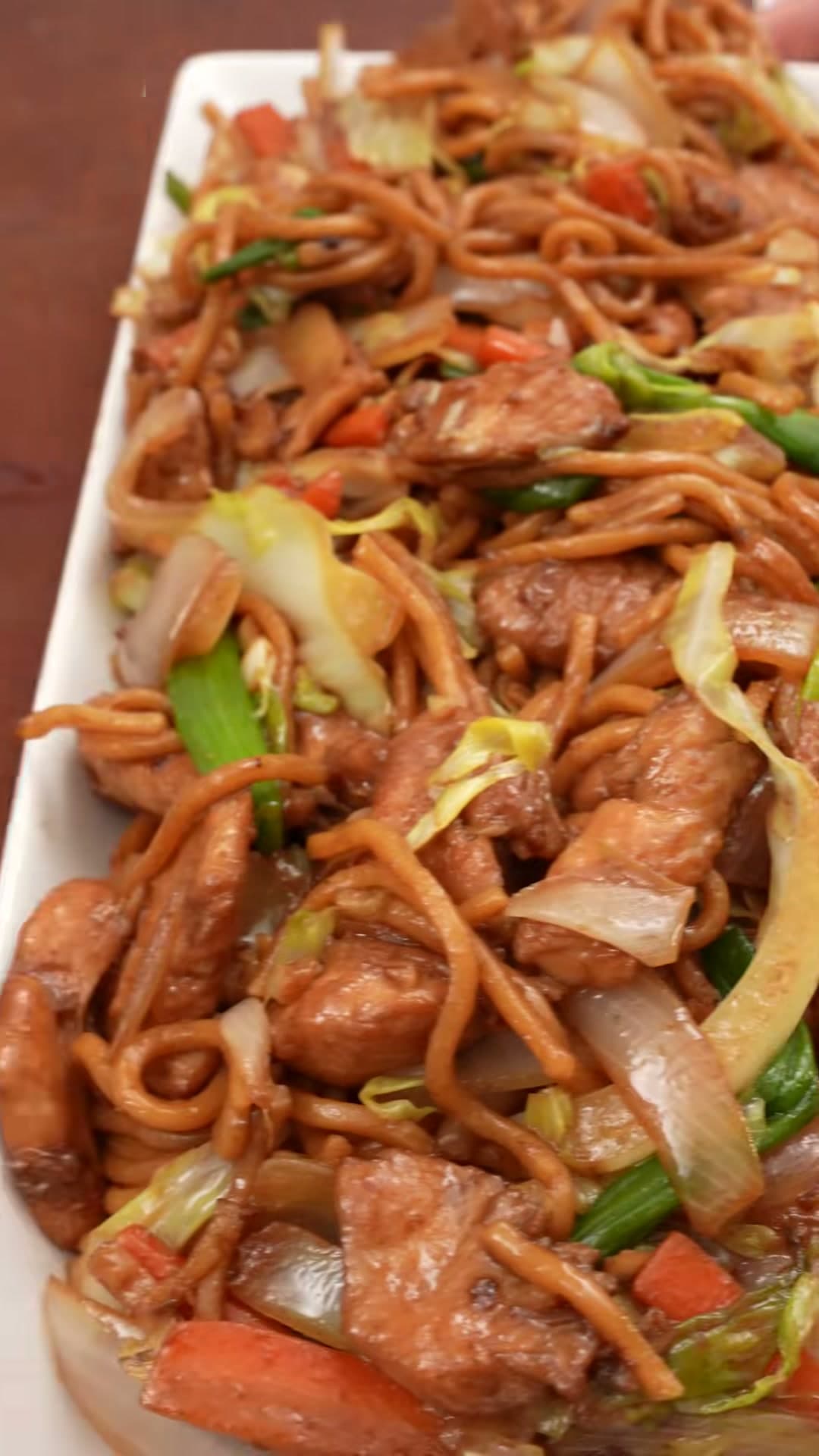 Chicken Lo Mein
