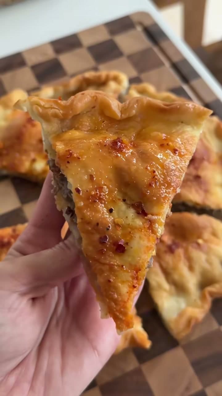 Uyghur Goshnan (Lamb-Stuffed Fried Bread)