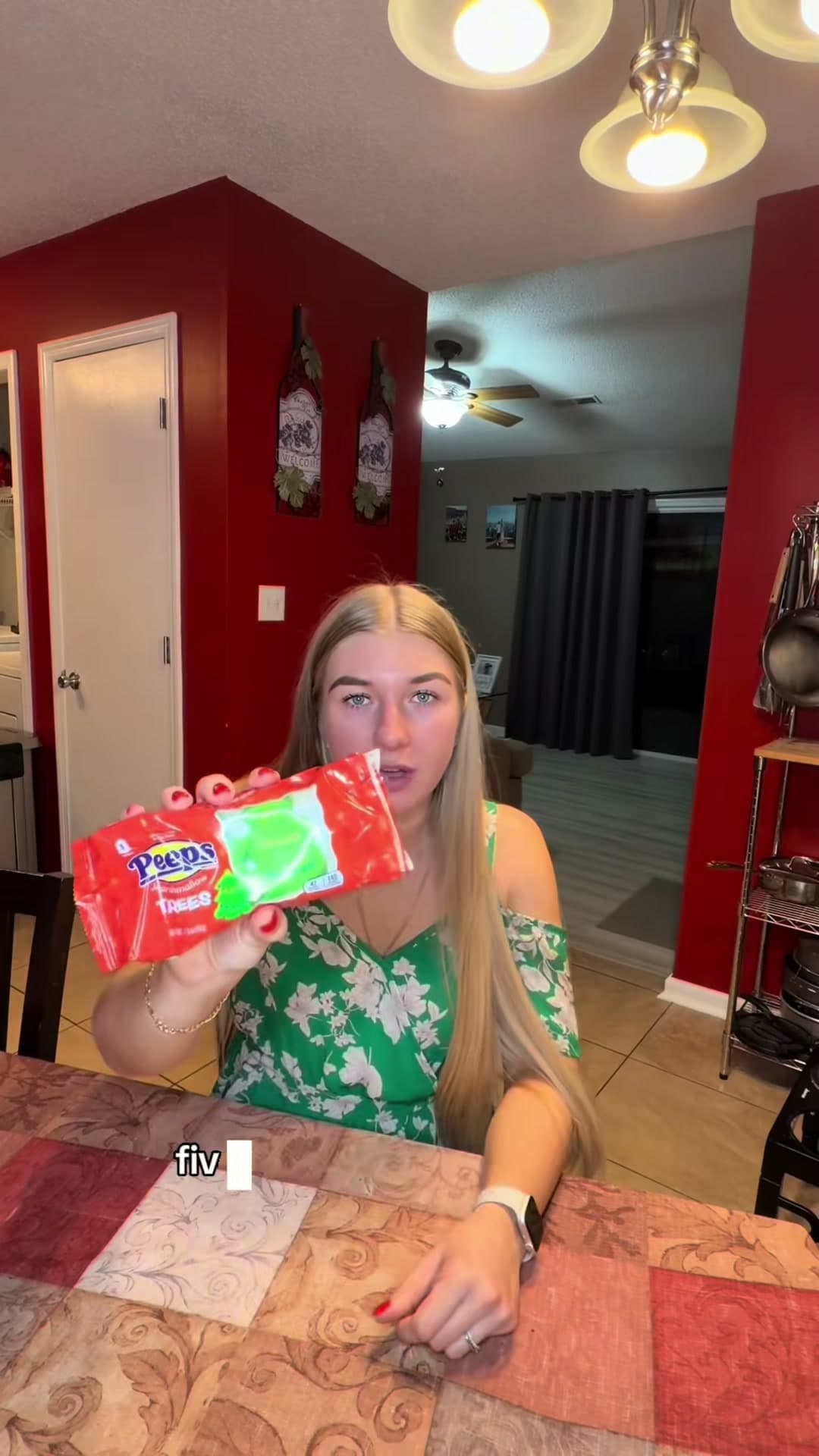 Russian Tries American Snacks