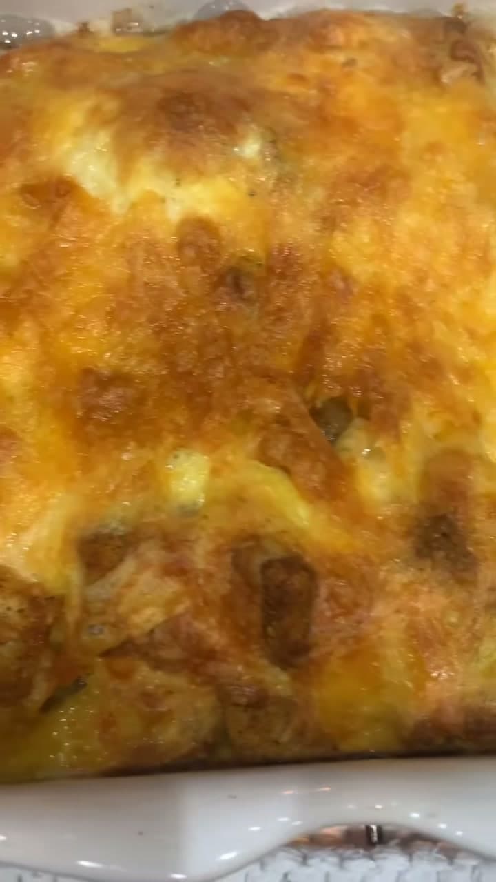 Sausage and Egg Breakfast Casserole