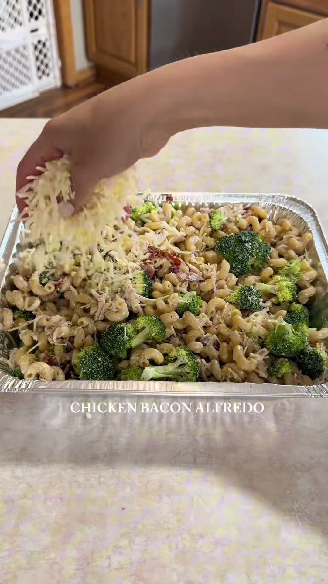 Chicken Bacon Alfredo Pasta Bake